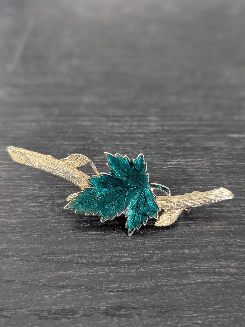 Gold Tone Leaf Brooch